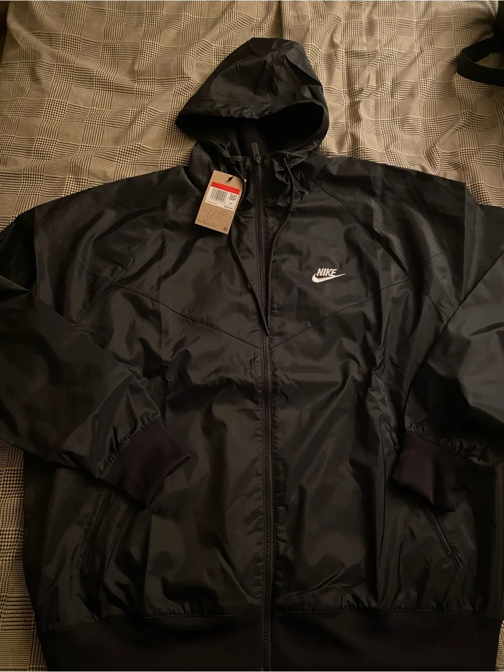 Nike Black Hooded Windbreaker Jacket with Subtle Logo